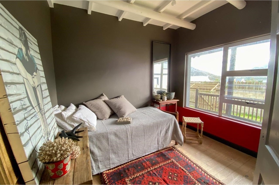 4 Bedroom Property for Sale in Pringle Bay Western Cape